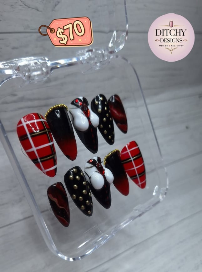 nails