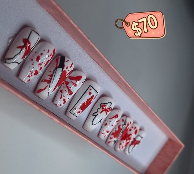 nails